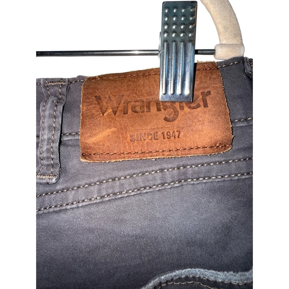 Wrangler workwear color